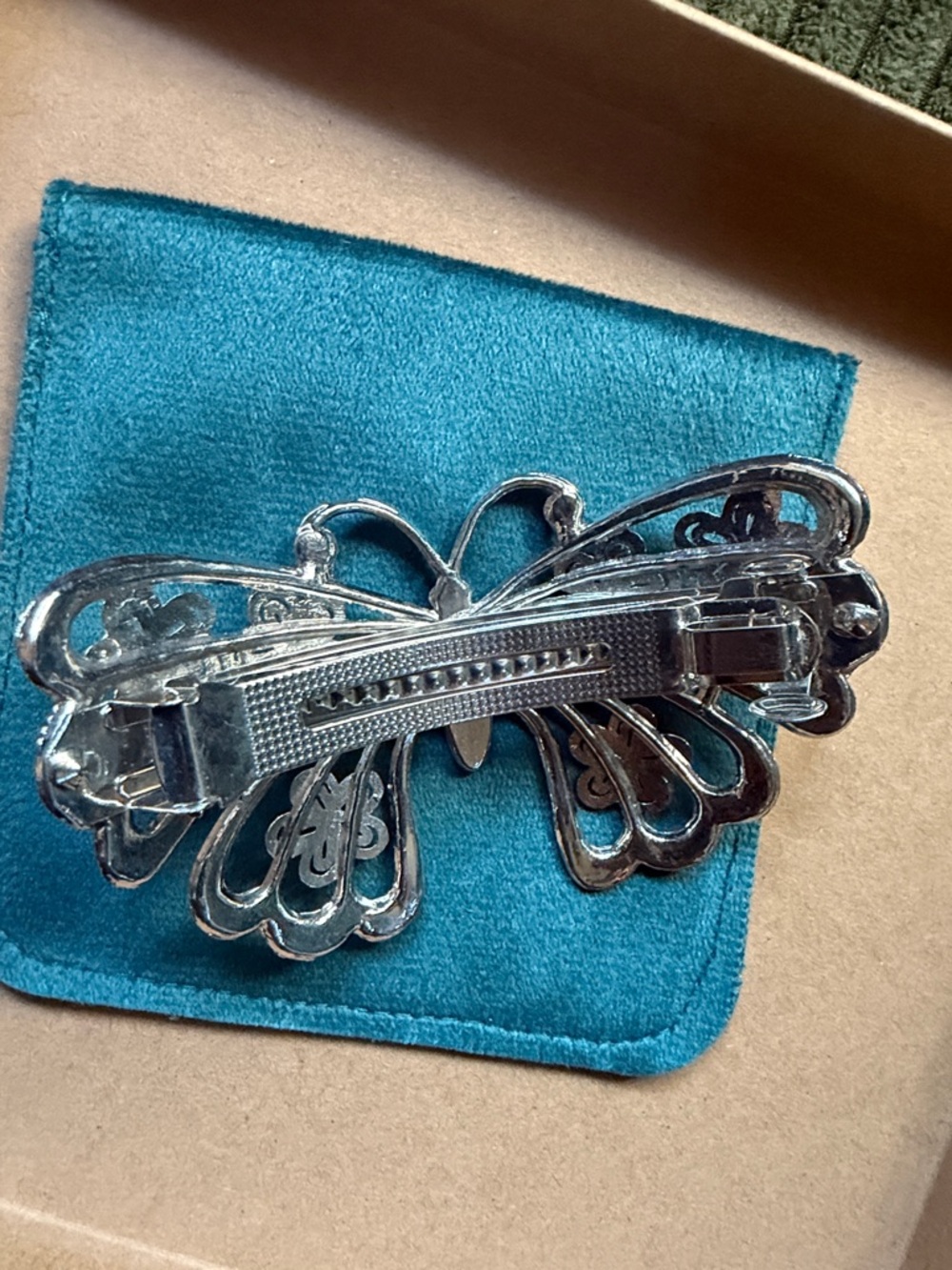 Silver Butterfly Floral Hair clip - Picture 2 of 2